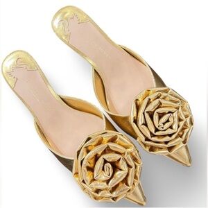 Antonio Melani x Jenniter Sumko Jensy Metallic Coated Flower Mules Sz 6 NWOB